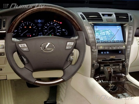 Альтернативные GPS карты Латвии Lexus LS, LX (USA)