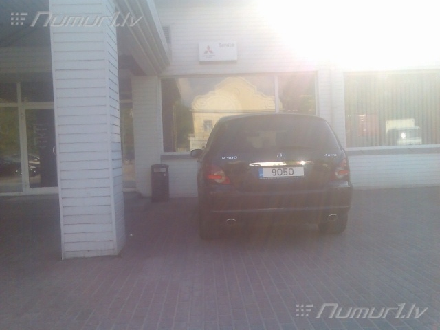 Numurbilde 9050